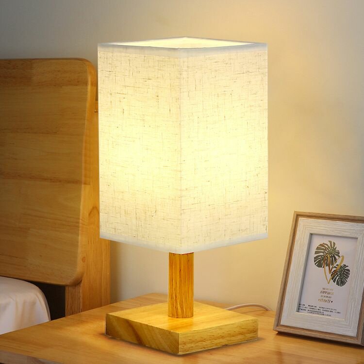 Lampe de chevet moderne en bois