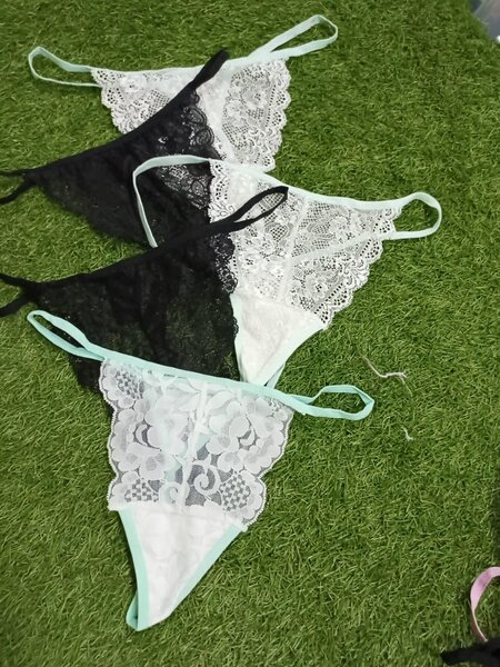 6 pieces laced g-string panties