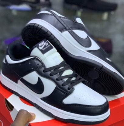Quality Nike SBs Now black sneakers
