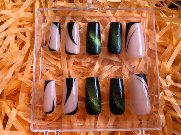 Ongles Press-On Élégants Noir et Vert