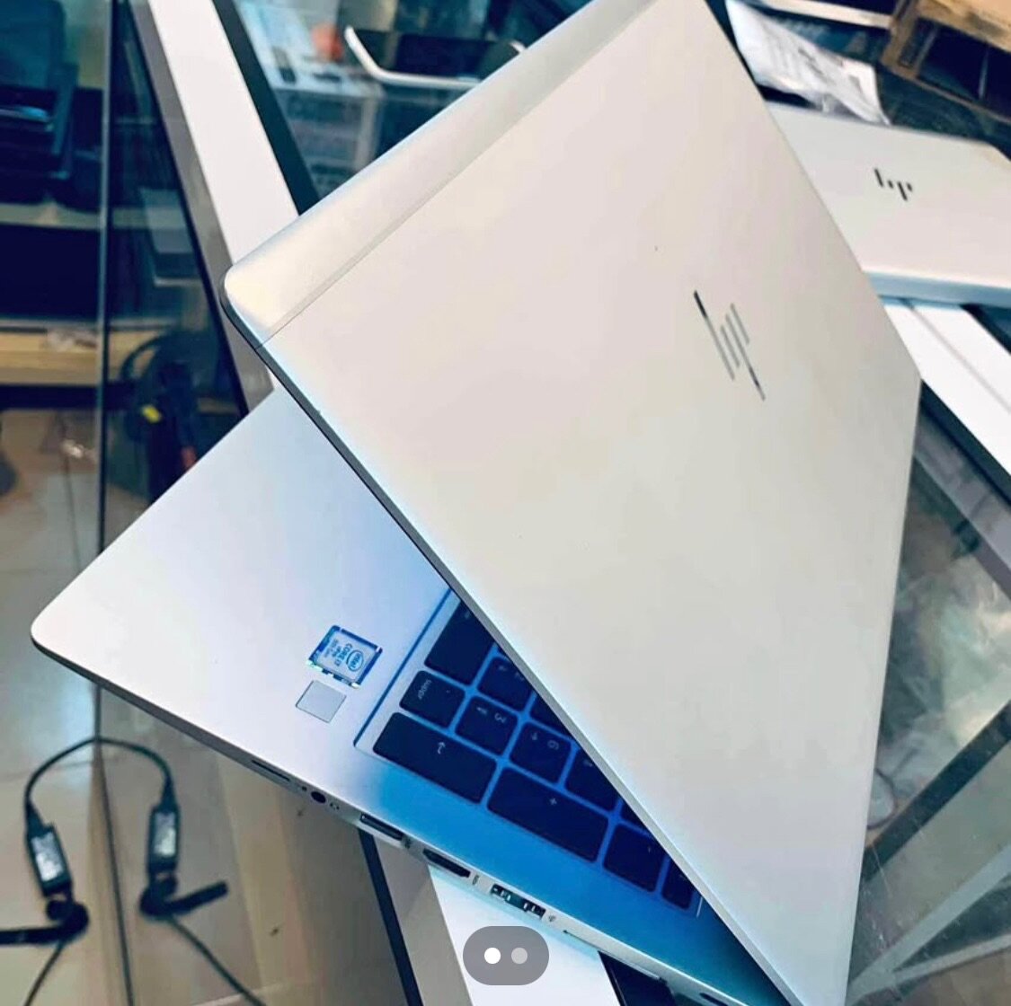 Pc -HP ELITEBOOK