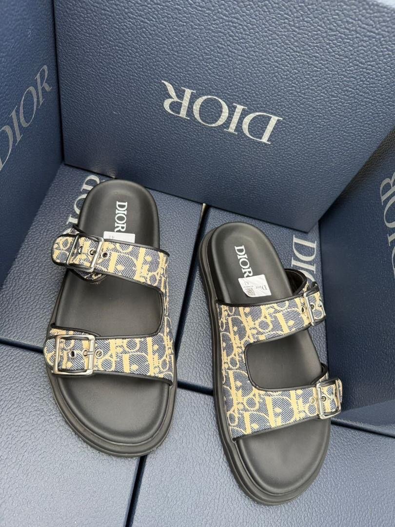 Sandales en cuir imprimé Dior