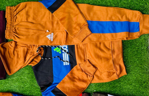 Sport suit