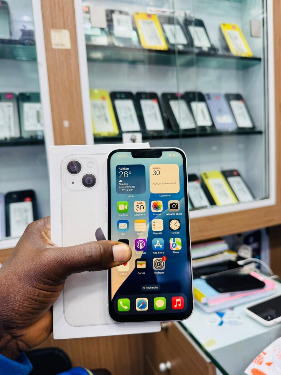 iPhone 13 simple 128Go message