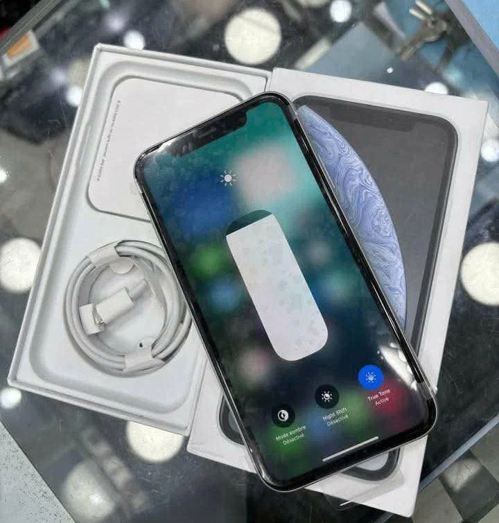 iPhone XR Blanc Débloqué