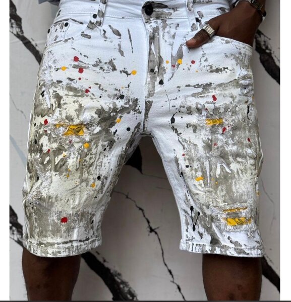 Shorts artistiques tendance
