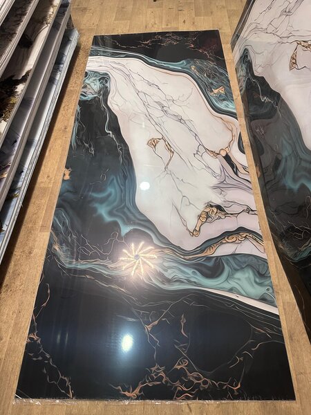 Carrelage grande dalle marbrée