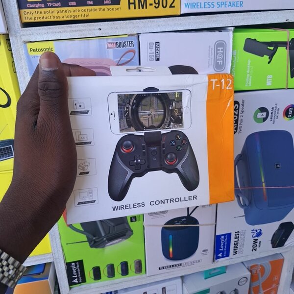 Contrôleur de Jeu Sans Fil T-12