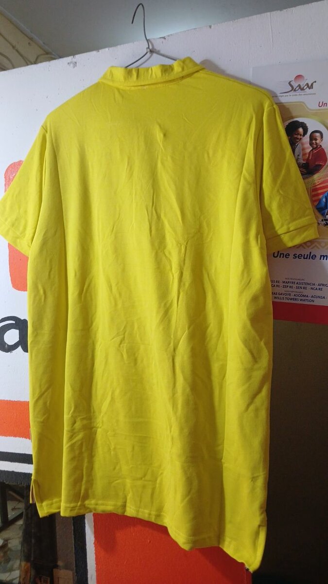 Polo jaune pour hommes tendance