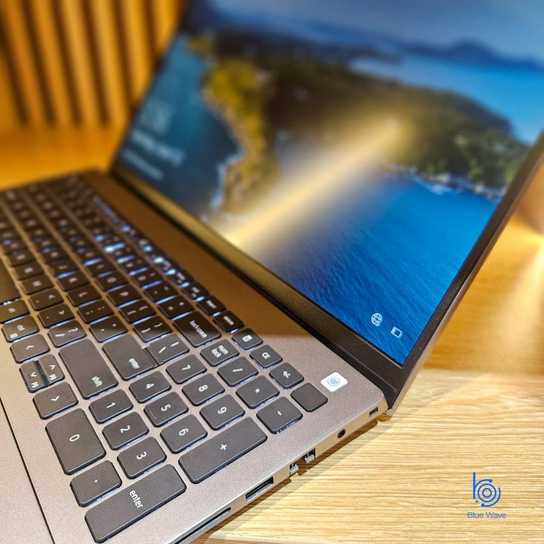 DELL VOSTRO 15(13TH GEN)