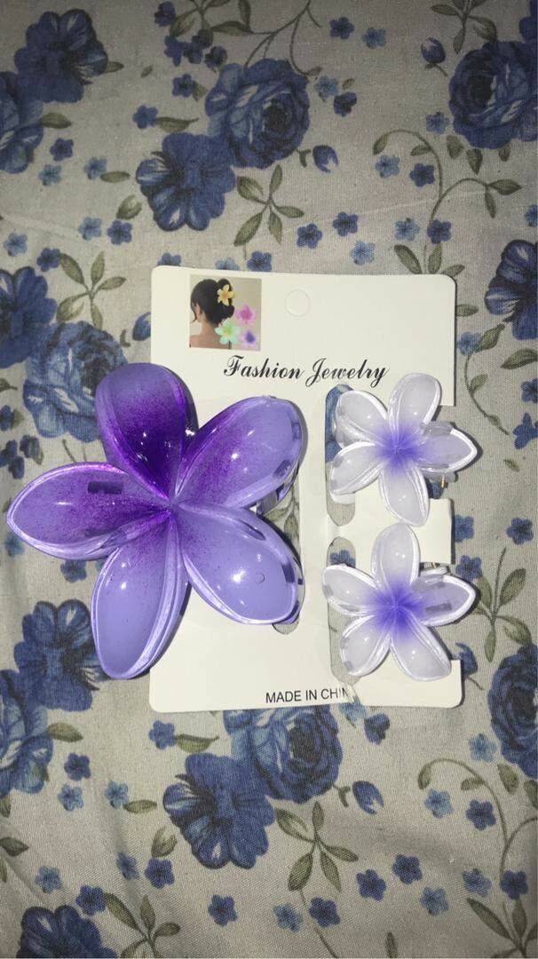 Épingles à cheveux fleurs colorées