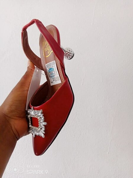 Ladies shoes