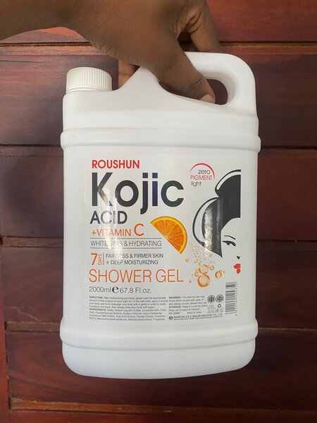 Kojic scrub and shower gel