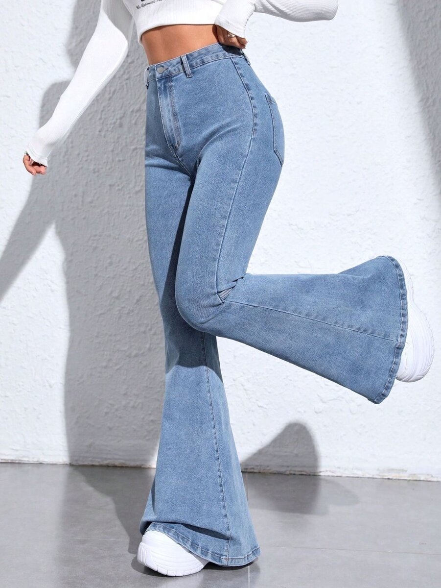 Jeans évasé taille haute