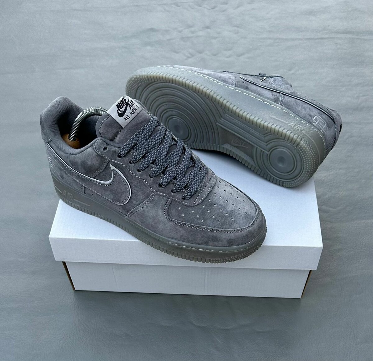 Nike Air Force 1 Grises
