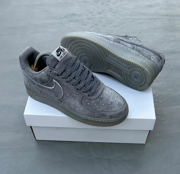 Nike Air Force 1 Grises