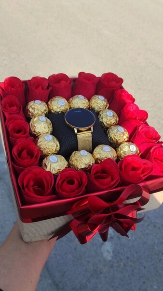 Valentine watches packages