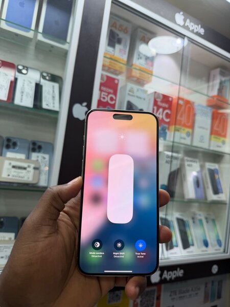 iPhone 15 pro Max 512go