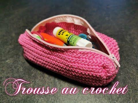 Trousse au crochet rose