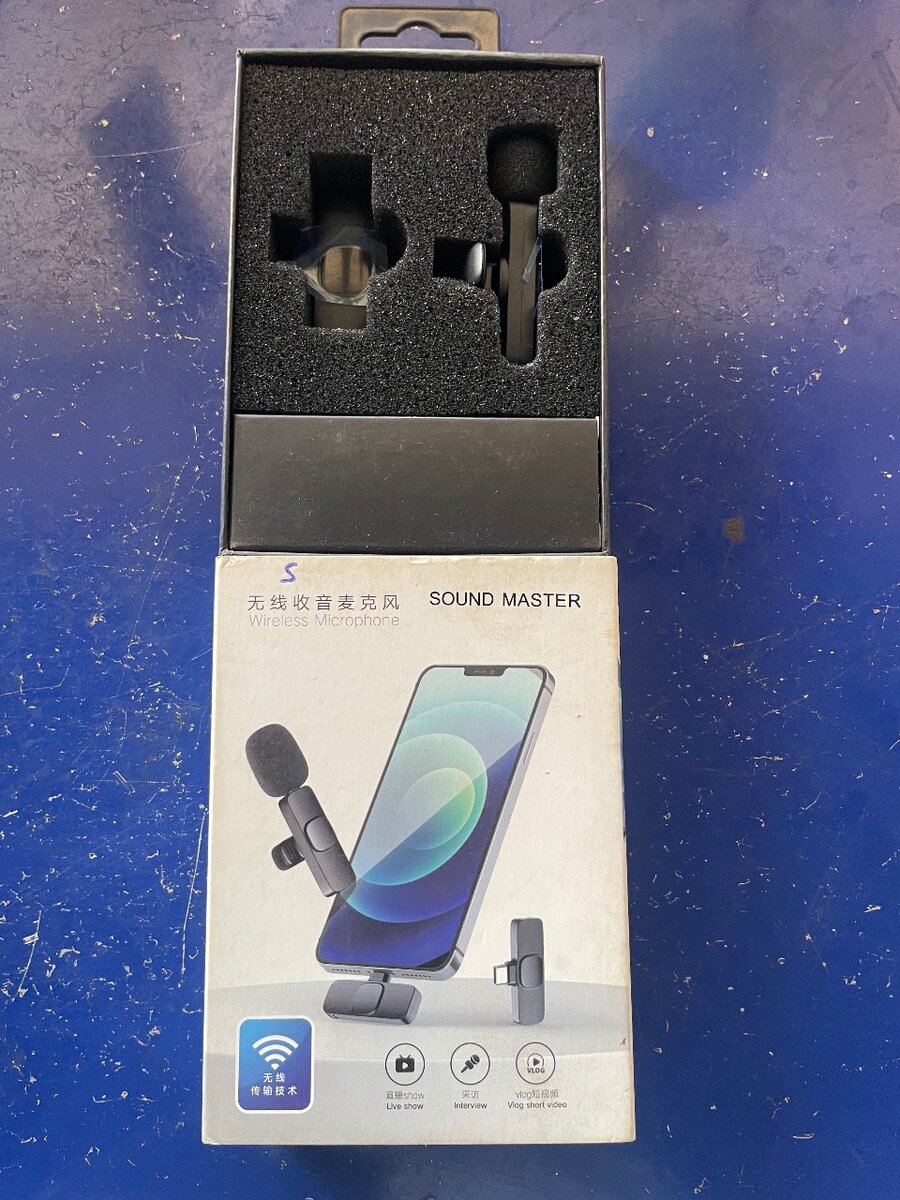 Wireless microphone for video