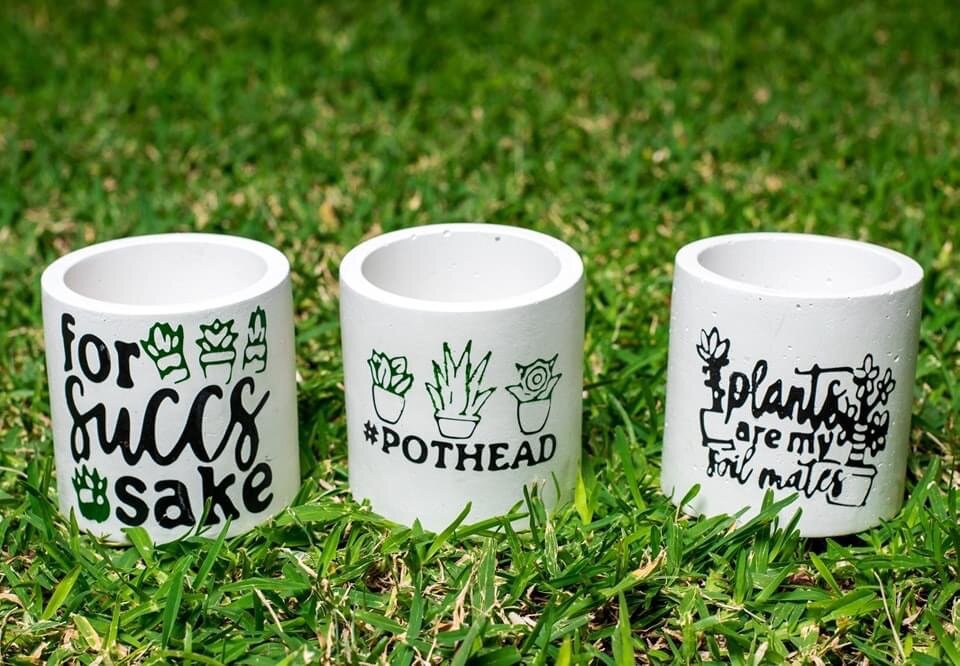 Mwaba flowerpot 9cm wide and 9cm deep