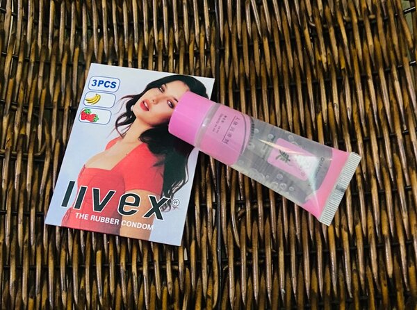 Préservatifs + lubrifiant