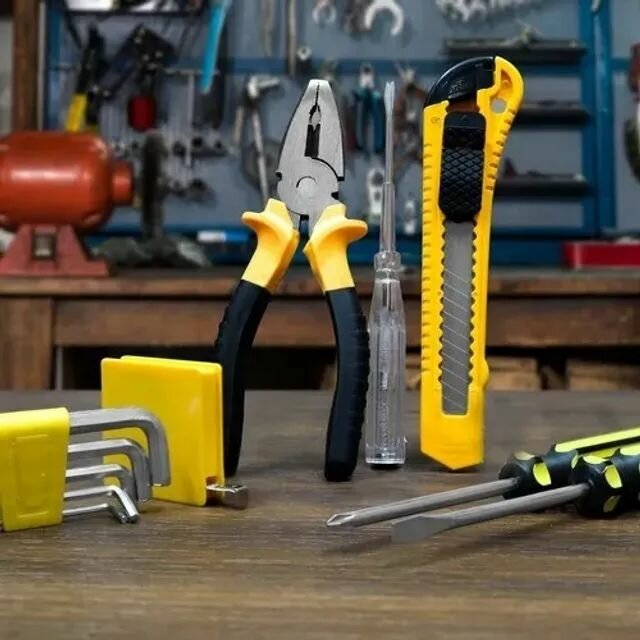 Set d'Outils à Main Polyvalent