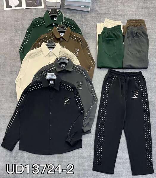 Ensemble de survêtement moderne