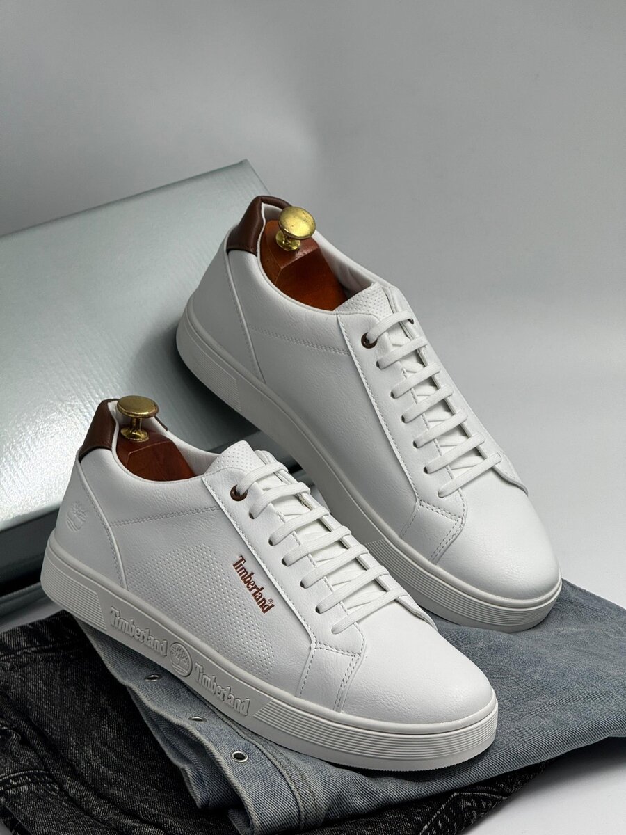 TIMBERLAND ALL WHITE