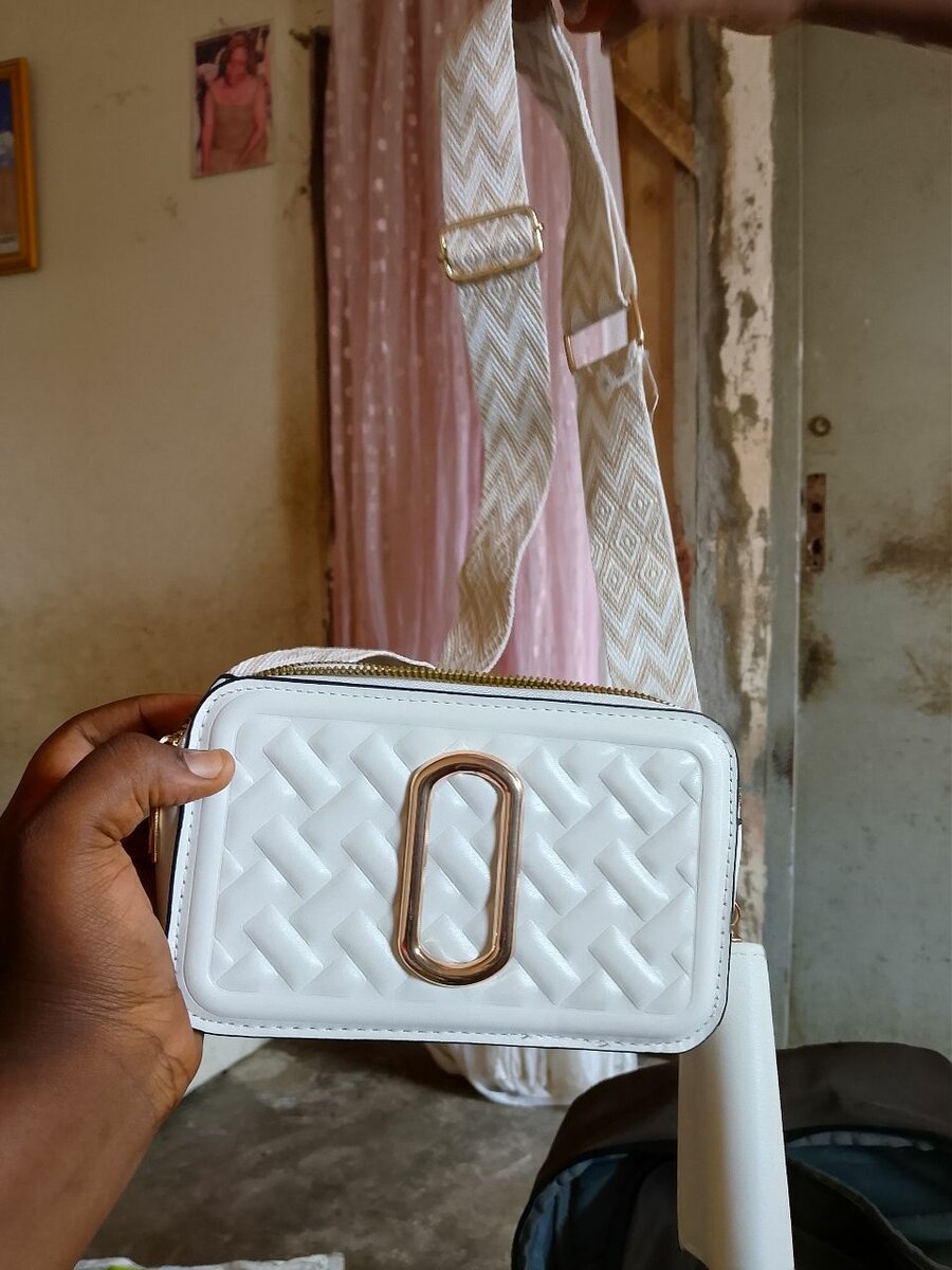 Sac bandoulière femme élégant