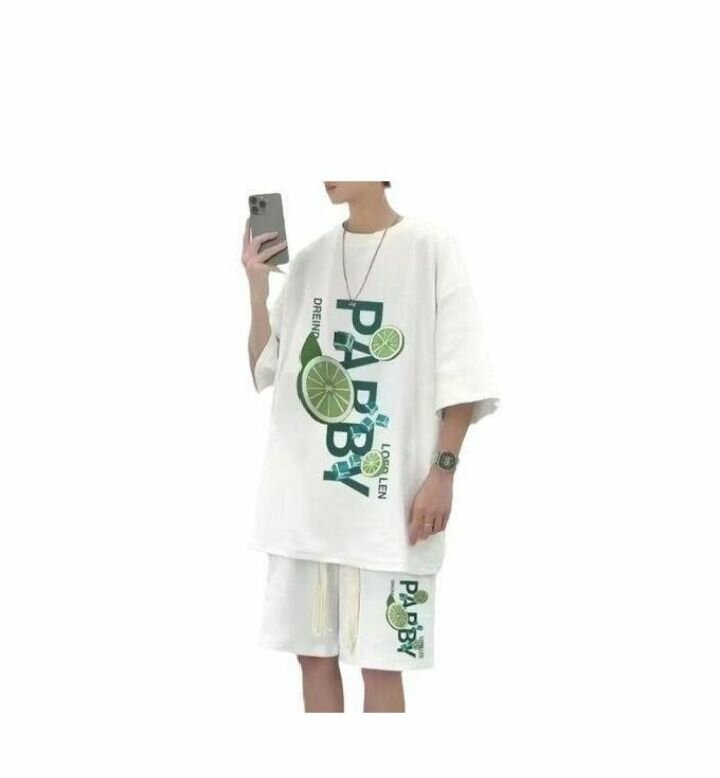 T-Shirt et Short Amples Imprimés