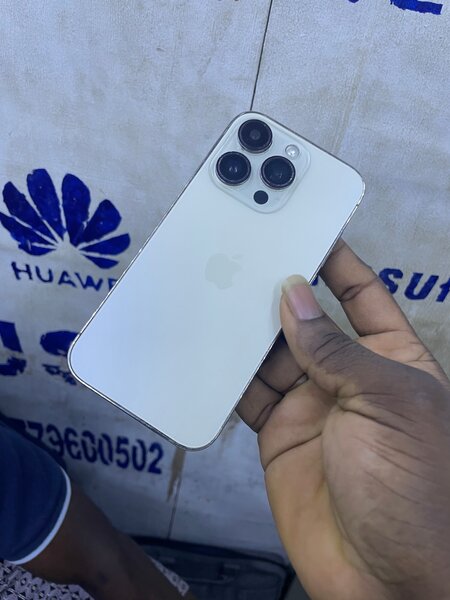 iPhone 14 Pro 256Go