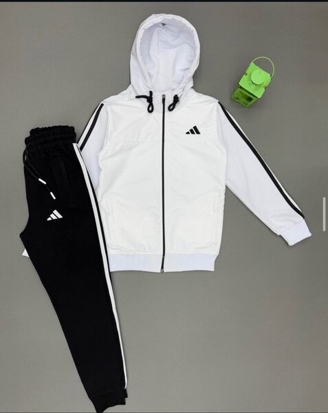 Спортивные костюмы adidas Nike