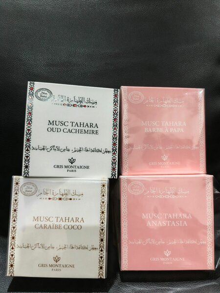 Gris Montaigne Musc Tahara