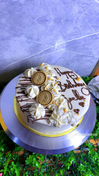 Gâteau d'anniversaire décoré