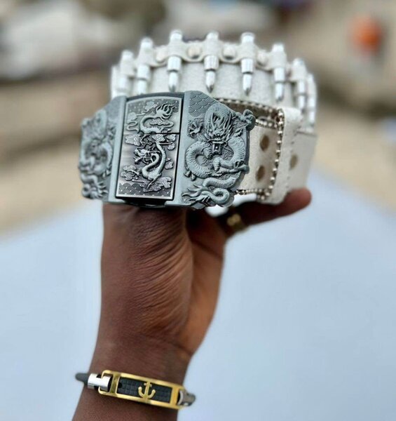 Ceinture Rock Design Détaillé