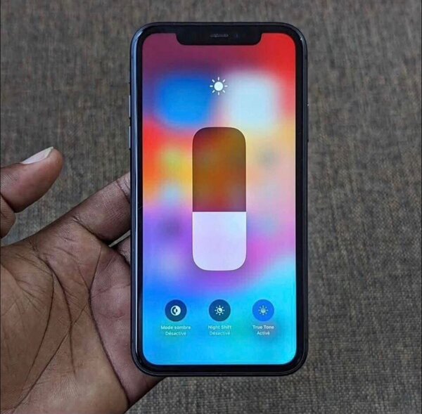 iPhone 11