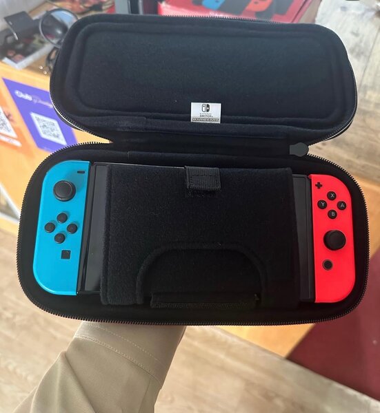 Console Nintendo Switch OLED