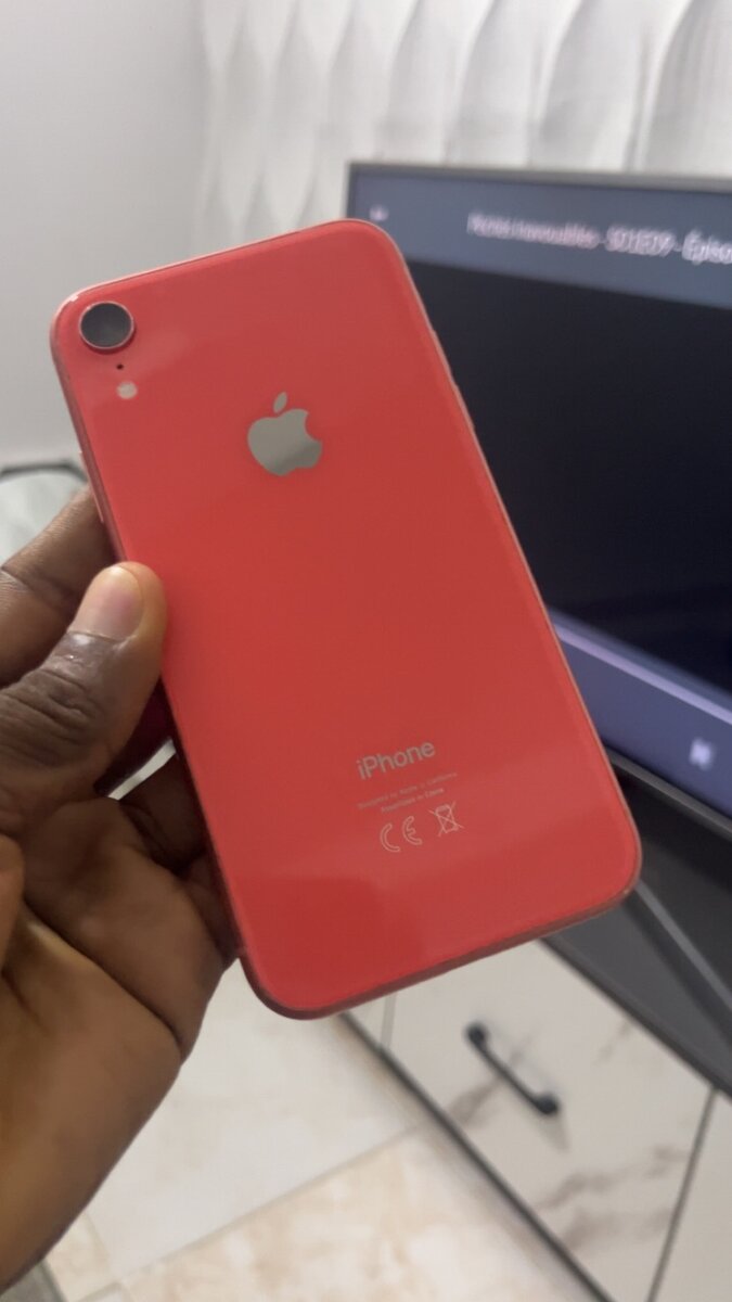 iPhone XR , 64Giga