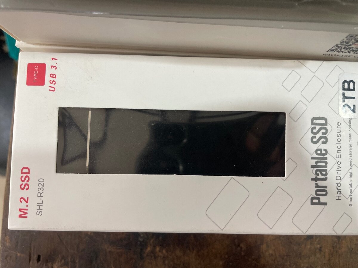 2TB SSD EXTERNAL DRIVE