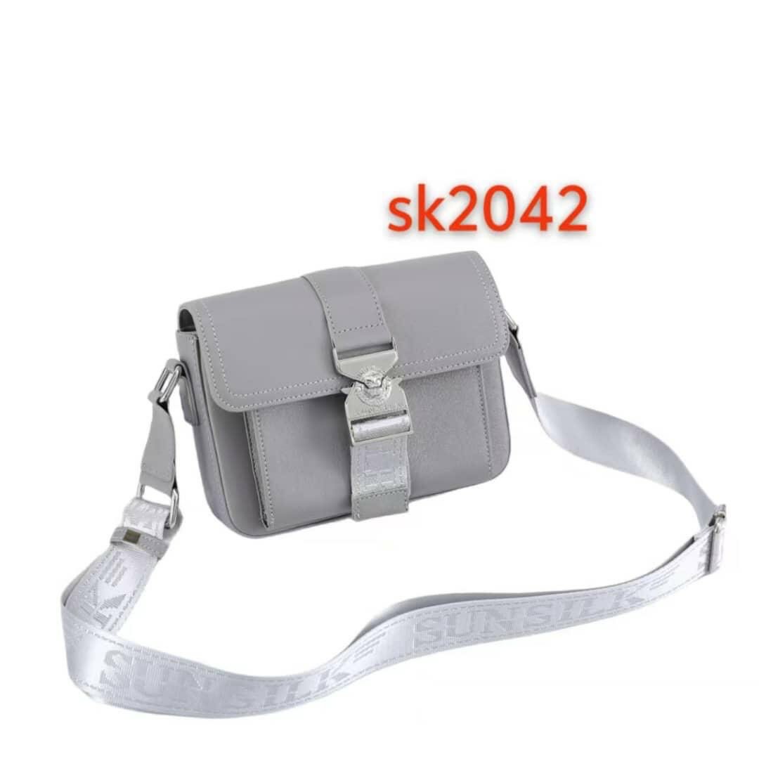 Sac bandoulière gris élégant