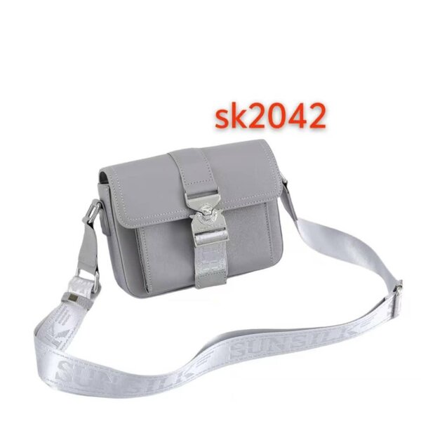 Sac bandoulière gris élégant