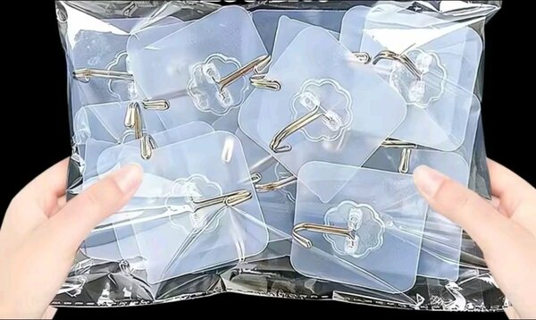 Crochets adhésifs 3 à 500f