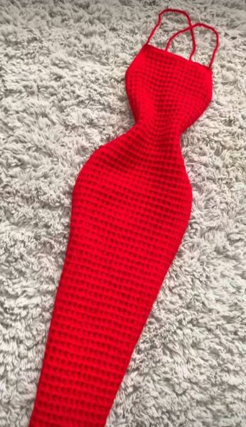 Robe crochet élégante pour femme