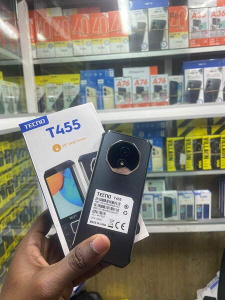 TECNO T455 Téléphone Compact