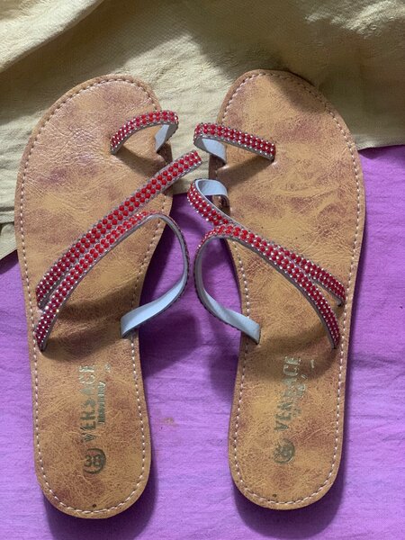 Sandales en cuir strass féminin