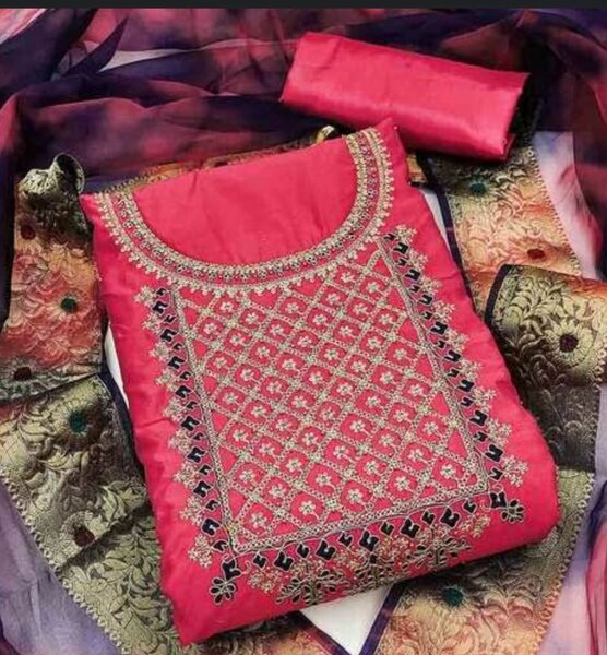 Ladies suit