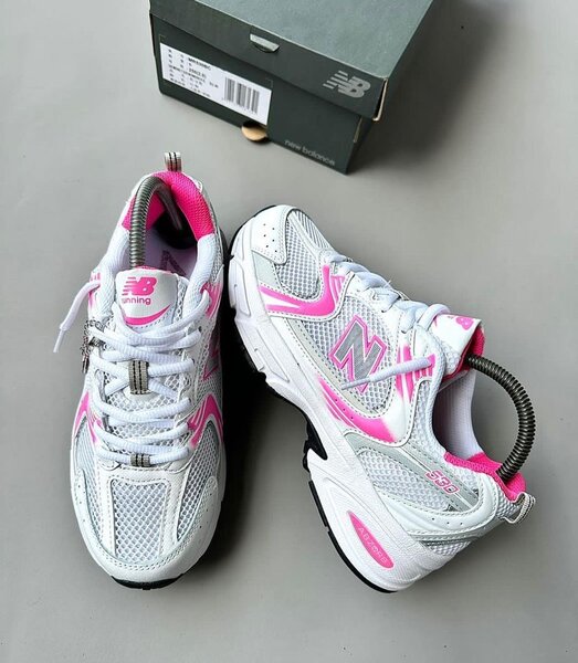 New Balance 530