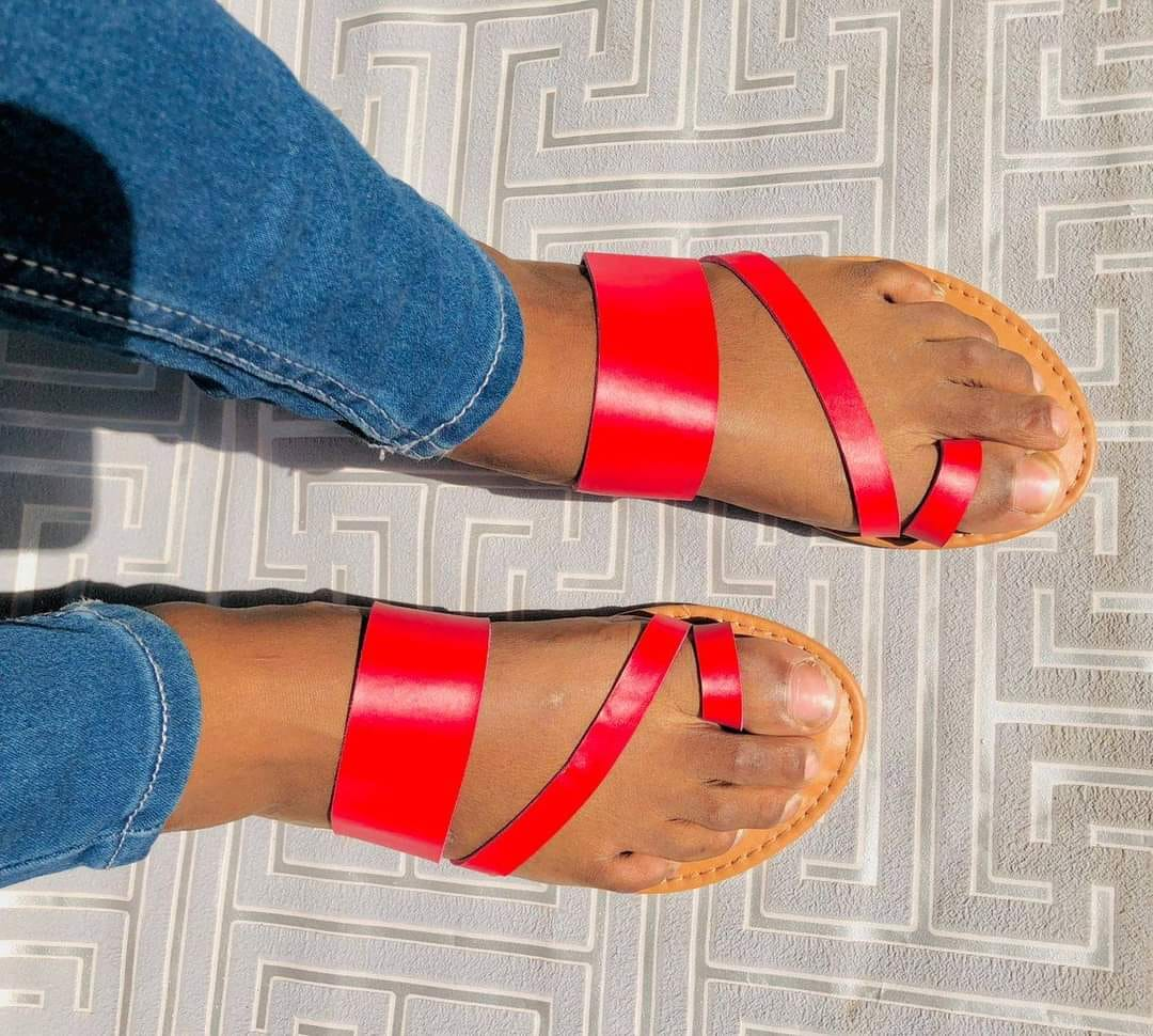 Flip flops red