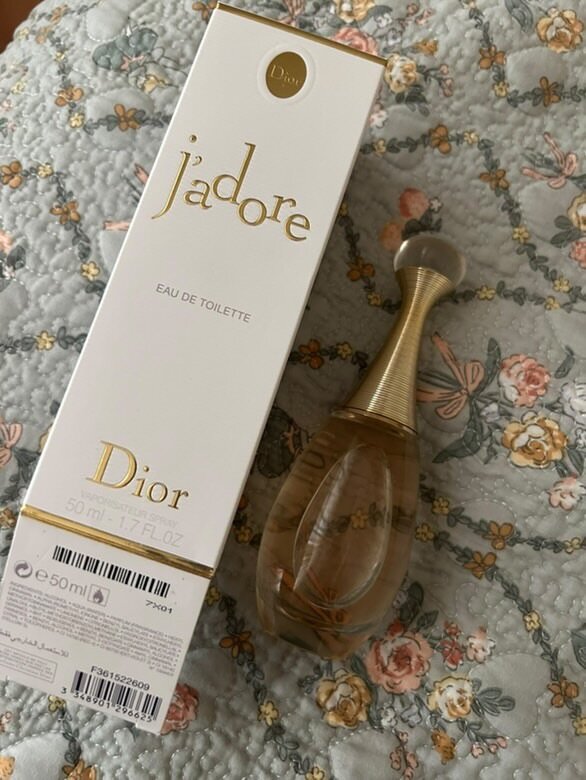 Предлагаю вашему вниманию оригинальный женский парфюм Dior J